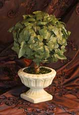 cheap centerpiece ivy topiary