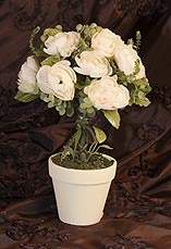 rose topiary wedding decoration