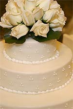 Roses Topped Wedding Cake