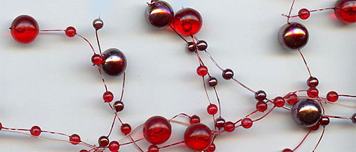garnet red pearl garland table decor